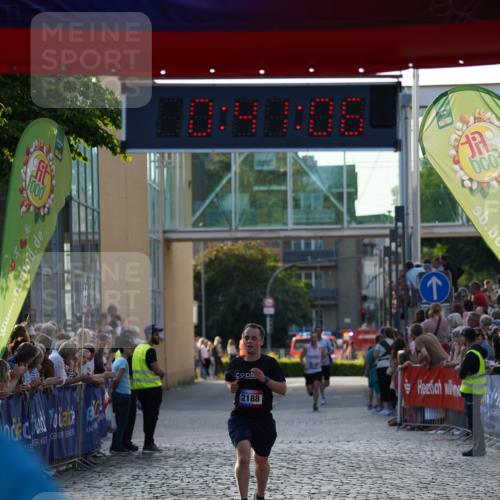 13.06.2025 - Holstenköstenlauf Felixshl http://msf.ph/oto/7952562 13.06.2025 19:41:05 Laufen 2039, 2188, 3911 meine-sportfotos.de