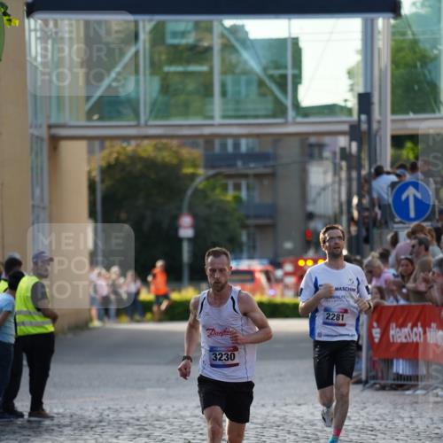 13.06.2025 - Holstenköstenlauf Felixshl http://msf.ph/oto/7952601 13.06.2025 19:41:13 Laufen 2281, 3230 meine-sportfotos.de