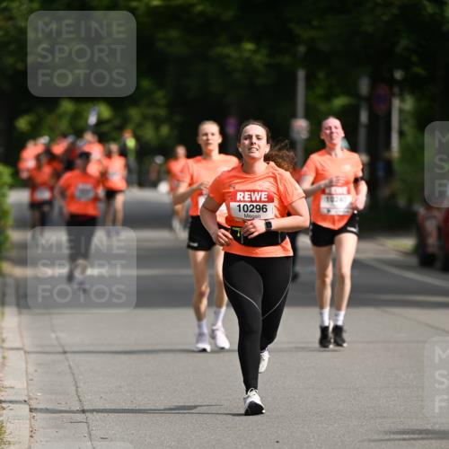 15.06.2025 - REWE Women's Run Dr. Thomas Lammeyer http://msf.ph/oto/7952621 15.06.2025 09:40:14 Laufen 10296 meine-sportfotos.de