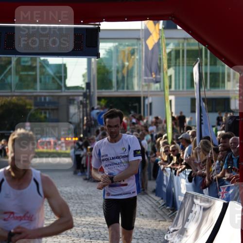 13.06.2025 - Holstenköstenlauf Felixshl http://msf.ph/oto/7952651 13.06.2025 19:41:17 Laufen 2281, 3230 meine-sportfotos.de