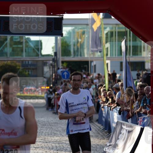 13.06.2025 - Holstenköstenlauf Felixshl http://msf.ph/oto/7952656 13.06.2025 19:41:17 Laufen 2281, 3230 meine-sportfotos.de