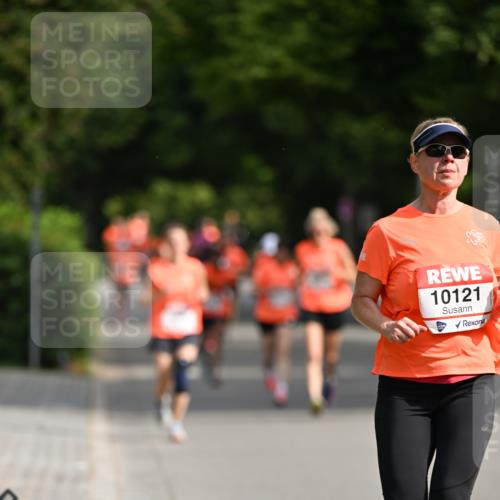 15.06.2025 - REWE Women's Run Dr. Thomas Lammeyer http://msf.ph/oto/7952674 15.06.2025 09:40:24 Laufen 10121 meine-sportfotos.de