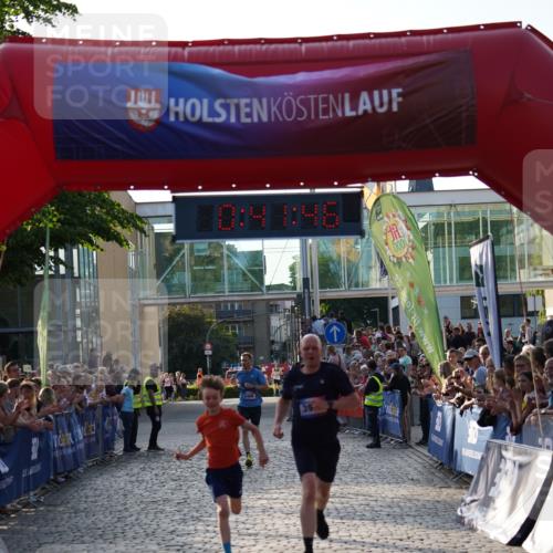 13.06.2025 - Holstenköstenlauf Felixshl http://msf.ph/oto/7952688 13.06.2025 19:41:45 Laufen 2466, 3948 meine-sportfotos.de