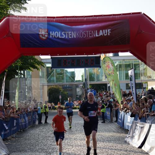 13.06.2025 - Holstenköstenlauf Felixshl http://msf.ph/oto/7952696 13.06.2025 19:41:46 Laufen 2466, 3948 meine-sportfotos.de