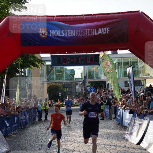 13.06.2025 - Holstenköstenlauf Felixshl http://msf.ph/oto/7952700 13.06.2025 19:41:46 Laufen 2466, 3948 meine-sportfotos.de