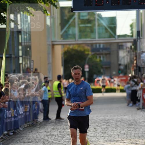 13.06.2025 - Holstenköstenlauf Felixshl http://msf.ph/oto/7952734 13.06.2025 19:41:49 Laufen 2466, 3948 meine-sportfotos.de