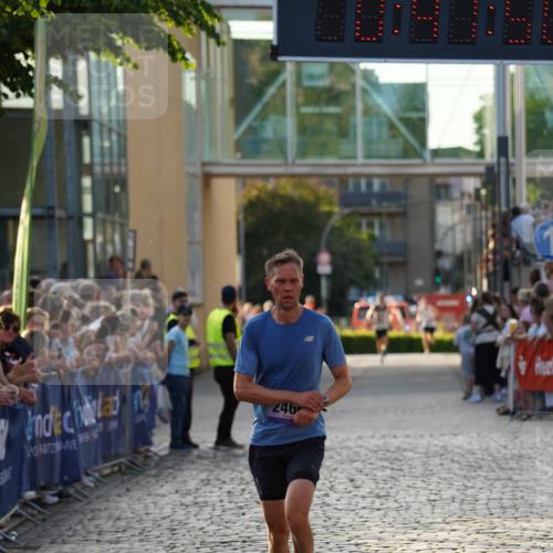 13.06.2025 - Holstenköstenlauf Felixshl http://msf.ph/oto/7952738 13.06.2025 19:41:49 Laufen 2466, 3948 meine-sportfotos.de