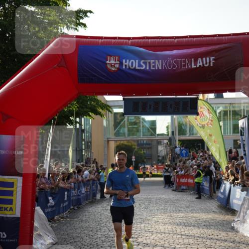 13.06.2025 - Holstenköstenlauf Felixshl http://msf.ph/oto/7952751 13.06.2025 19:41:50 Laufen 2466, 3948 meine-sportfotos.de