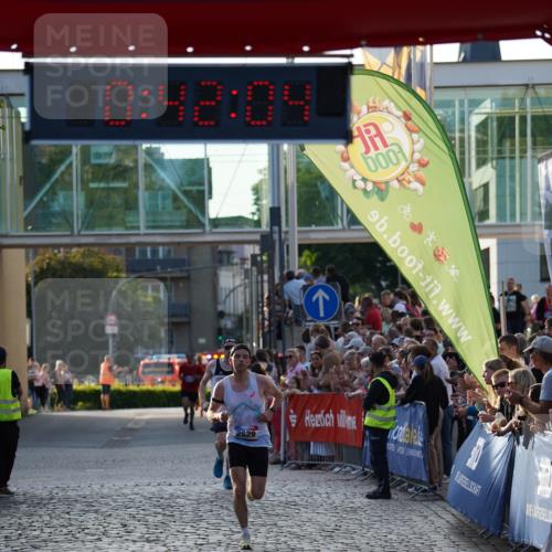 13.06.2025 - Holstenköstenlauf Felixshl http://msf.ph/oto/7952777 13.06.2025 19:42:03 Laufen 2529, 3213 meine-sportfotos.de