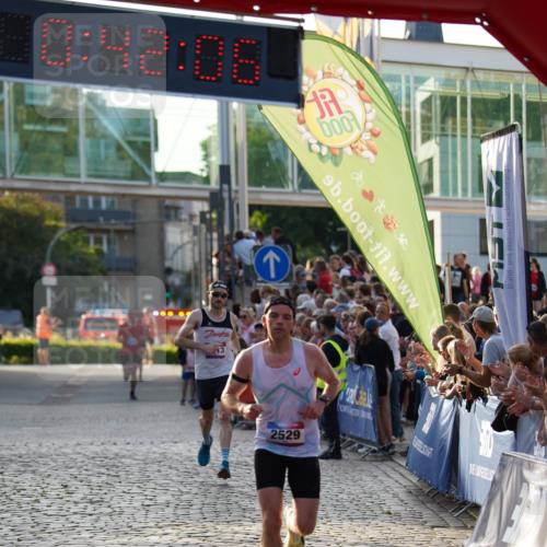 13.06.2025 - Holstenköstenlauf Felixshl http://msf.ph/oto/7952802 13.06.2025 19:42:05 Laufen 2529, 3213 meine-sportfotos.de