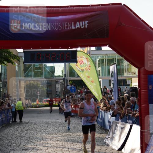 13.06.2025 - Holstenköstenlauf Felixshl http://msf.ph/oto/7952810 13.06.2025 19:42:06 Laufen 2529, 3213 meine-sportfotos.de