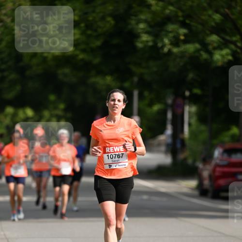 15.06.2025 - REWE Women's Run Dr. Thomas Lammeyer http://msf.ph/oto/7952918 15.06.2025 09:41:07 Laufen 10767 meine-sportfotos.de