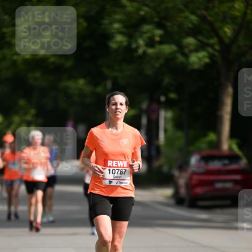 15.06.2025 - REWE Women's Run Dr. Thomas Lammeyer http://msf.ph/oto/7952924 15.06.2025 09:41:08 Laufen 10767 meine-sportfotos.de