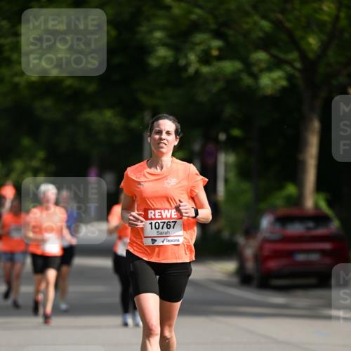 15.06.2025 - REWE Women's Run Dr. Thomas Lammeyer http://msf.ph/oto/7952925 15.06.2025 09:41:08 Laufen 10767 meine-sportfotos.de