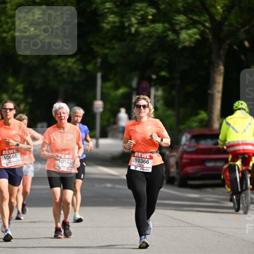 15.06.2025 - REWE Women's Run Dr. Thomas Lammeyer http://msf.ph/oto/7952945 15.06.2025 09:41:11 Laufen 10666, 10142, 10366 meine-sportfotos.de