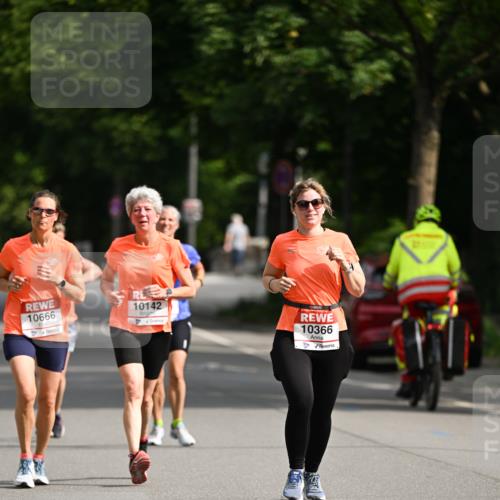15.06.2025 - REWE Women's Run Dr. Thomas Lammeyer http://msf.ph/oto/7952950 15.06.2025 09:41:11 Laufen 10666, 10142, 10366 meine-sportfotos.de