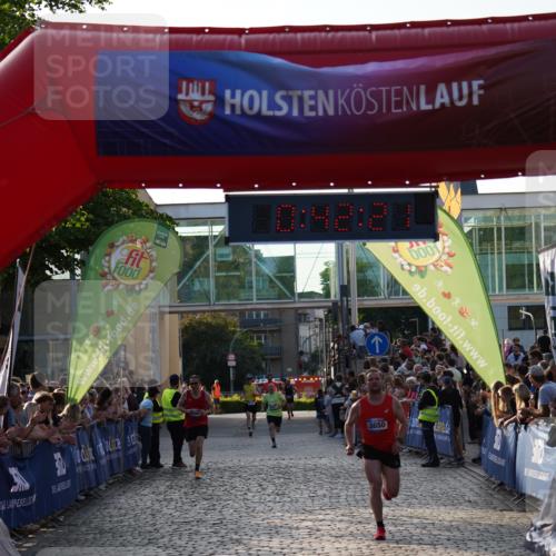 13.06.2025 - Holstenköstenlauf Felixshl http://msf.ph/oto/7952951 13.06.2025 19:42:20 Laufen 2690, 2801, 3650, 3811 meine-sportfotos.de