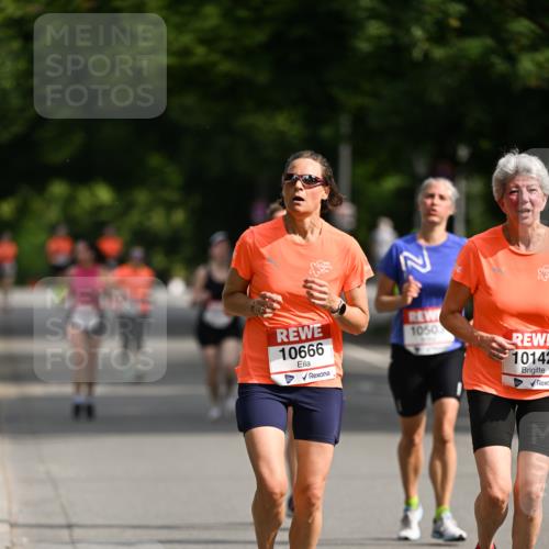 15.06.2025 - REWE Women's Run Dr. Thomas Lammeyer http://msf.ph/oto/7952970 15.06.2025 09:41:14 Laufen 2, 1050, 10666, 10142 meine-sportfotos.de