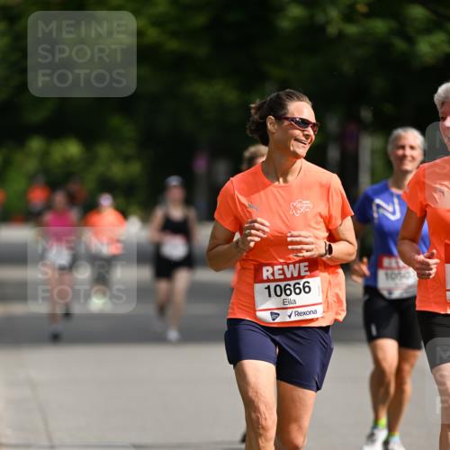 15.06.2025 - REWE Women's Run Dr. Thomas Lammeyer http://msf.ph/oto/7952979 15.06.2025 09:41:15 Laufen 10666, 1050 meine-sportfotos.de
