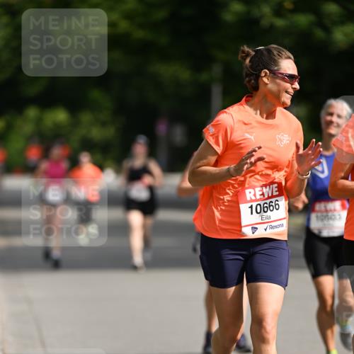 15.06.2025 - REWE Women's Run Dr. Thomas Lammeyer http://msf.ph/oto/7952982 15.06.2025 09:41:15 Laufen 10666, 1050 meine-sportfotos.de