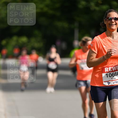 15.06.2025 - REWE Women's Run Dr. Thomas Lammeyer http://msf.ph/oto/7952987 15.06.2025 09:41:16 Laufen 1066 meine-sportfotos.de