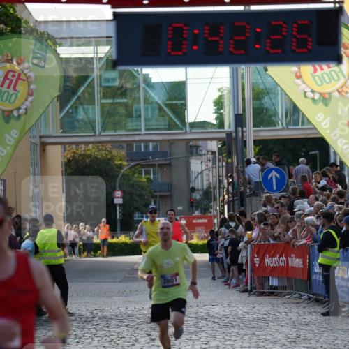 13.06.2025 - Holstenköstenlauf Felixshl http://msf.ph/oto/7953001 13.06.2025 19:42:26 Laufen 2106, 2129, 2690, 2801, 3650 meine-sportfotos.de
