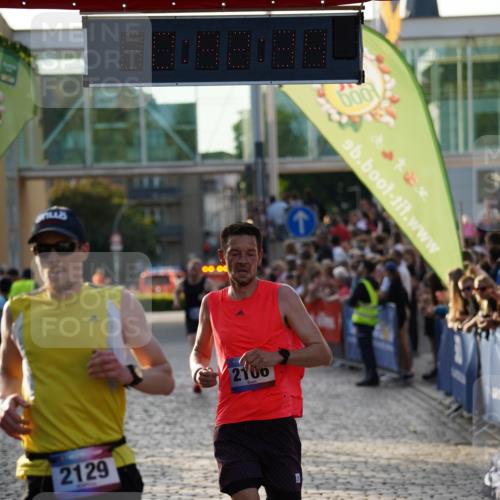 13.06.2025 - Holstenköstenlauf Felixshl http://msf.ph/oto/7953052 13.06.2025 19:42:33 Laufen 2106, 2129, 2230 meine-sportfotos.de