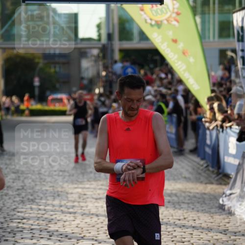 13.06.2025 - Holstenköstenlauf Felixshl http://msf.ph/oto/7953072 13.06.2025 19:42:34 Laufen 2106, 2129, 2230 meine-sportfotos.de