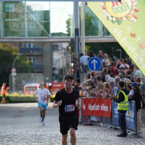 13.06.2025 - Holstenköstenlauf Felixshl http://msf.ph/oto/7953121 13.06.2025 19:42:52 Laufen 2142, 2315 meine-sportfotos.de