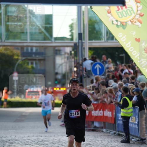 13.06.2025 - Holstenköstenlauf Felixshl http://msf.ph/oto/7953130 13.06.2025 19:42:52 Laufen 2142, 2315 meine-sportfotos.de