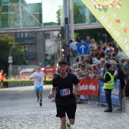 13.06.2025 - Holstenköstenlauf Felixshl http://msf.ph/oto/7953134 13.06.2025 19:42:52 Laufen 2142, 2315 meine-sportfotos.de