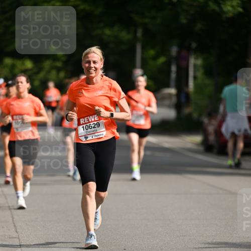 15.06.2025 - REWE Women's Run Dr. Thomas Lammeyer http://msf.ph/oto/7953232 15.06.2025 09:42:14 Laufen 10629 meine-sportfotos.de