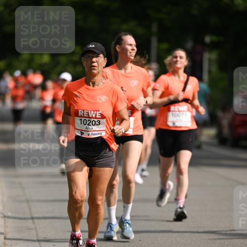 15.06.2025 - REWE Women's Run Dr. Thomas Lammeyer http://msf.ph/oto/7953271 15.06.2025 09:42:20 Laufen 10203, 10071 meine-sportfotos.de