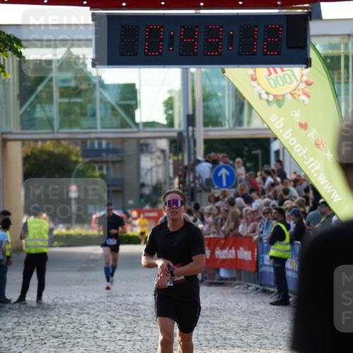 13.06.2025 - Holstenköstenlauf Felixshl http://msf.ph/oto/7953348 13.06.2025 19:43:12 Laufen 2081, 2139, 2332, 2411 meine-sportfotos.de