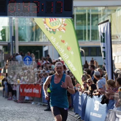 13.06.2025 - Holstenköstenlauf Felixshl http://msf.ph/oto/7953441 13.06.2025 19:43:16 Laufen 2081, 2139, 2411 meine-sportfotos.de