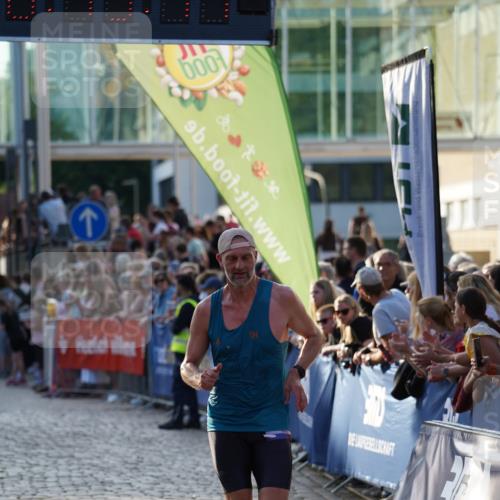 13.06.2025 - Holstenköstenlauf Felixshl http://msf.ph/oto/7953458 13.06.2025 19:43:16 Laufen 2081, 2139, 2411 meine-sportfotos.de