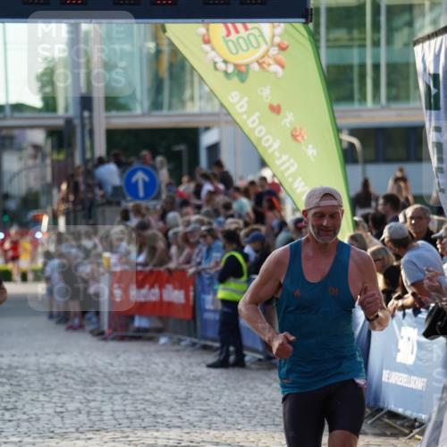 13.06.2025 - Holstenköstenlauf Felixshl http://msf.ph/oto/7953473 13.06.2025 19:43:17 Laufen 2081, 2139, 2411 meine-sportfotos.de