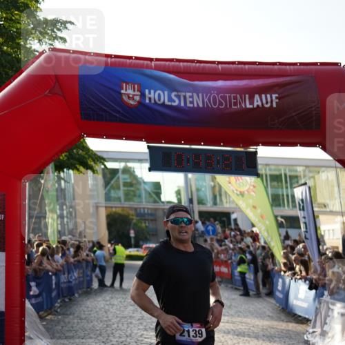 13.06.2025 - Holstenköstenlauf Felixshl http://msf.ph/oto/7953550 13.06.2025 19:43:21 Laufen 2081, 2139 meine-sportfotos.de