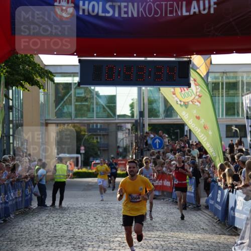 13.06.2025 - Holstenköstenlauf Felixshl http://msf.ph/oto/7953592 13.06.2025 19:43:33 Laufen 2296, 2767, 3066, 3073, 3132 meine-sportfotos.de