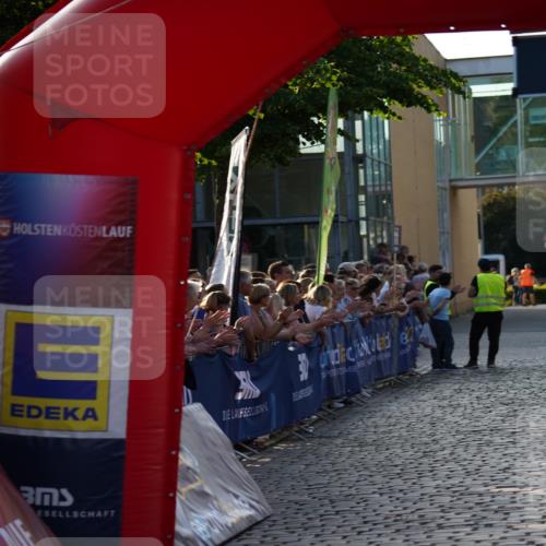 13.06.2025 - Holstenköstenlauf Felixshl http://msf.ph/oto/7953618 13.06.2025 19:43:34 Laufen 2296, 2767, 3066, 3073, 3132, 3781 meine-sportfotos.de