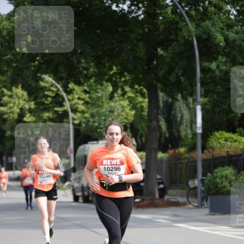 15.06.2025 - REWE Women's Run Jannik Wohlers http://msf.ph/oto/7953642 15.06.2025 08:48:51 Laufen 10296, 10240 meine-sportfotos.de