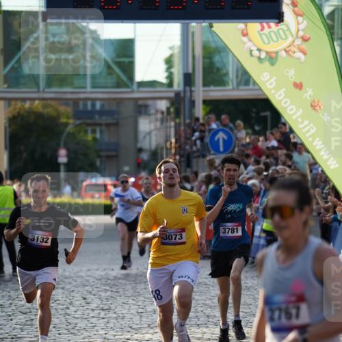13.06.2025 - Holstenköstenlauf Felixshl http://msf.ph/oto/7953695 13.06.2025 19:43:40 Laufen 2278, 2296, 2637, 2767, 3073, 3132, 3224, 3781 meine-sportfotos.de
