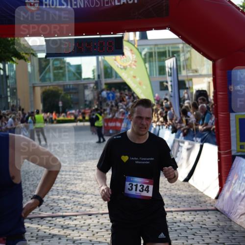 13.06.2025 - Holstenköstenlauf Felixshl http://msf.ph/oto/7954074 13.06.2025 19:44:07 Laufen 2649, 2683, 3134 meine-sportfotos.de