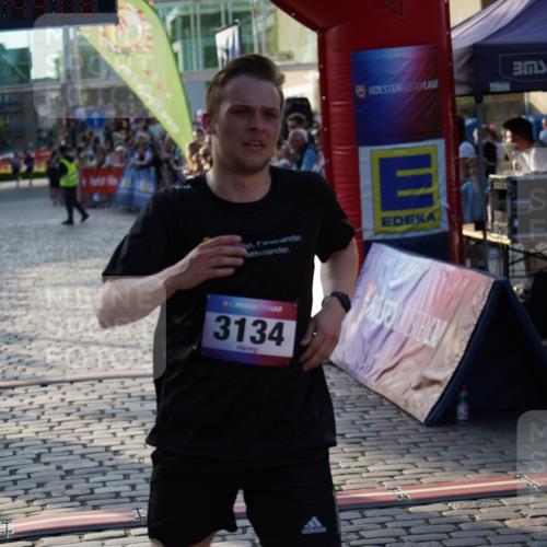 13.06.2025 - Holstenköstenlauf Felixshl http://msf.ph/oto/7954104 13.06.2025 19:44:08 Laufen 2683, 3134 meine-sportfotos.de