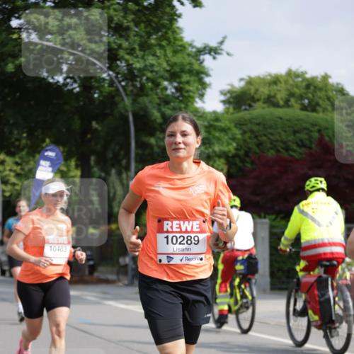 15.06.2025 - REWE Women's Run Jannik Wohlers http://msf.ph/oto/7954149 15.06.2025 08:49:22 Laufen 10403, 10289 meine-sportfotos.de