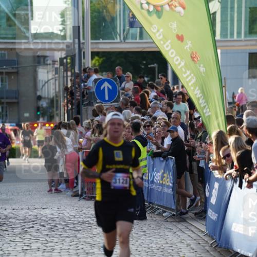 13.06.2025 - Holstenköstenlauf Felixshl http://msf.ph/oto/7954158 13.06.2025 19:44:18 Laufen 2732, 3128, 3658 meine-sportfotos.de