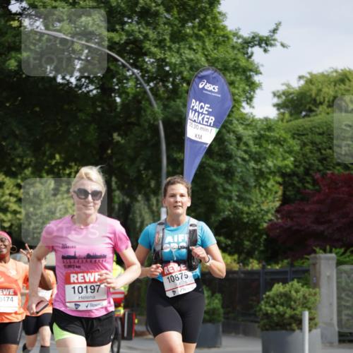 15.06.2025 - REWE Women's Run Jannik Wohlers http://msf.ph/oto/7954200 15.06.2025 08:49:24 Laufen 0474, 05, 30, 4, 21, 0975, 10197, 10875 meine-sportfotos.de