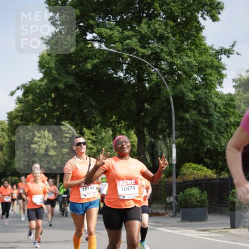 15.06.2025 - REWE Women's Run Jannik Wohlers http://msf.ph/oto/7954224 15.06.2025 08:49:26 Laufen 10144, 10474 meine-sportfotos.de