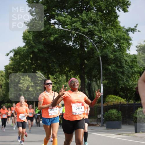 15.06.2025 - REWE Women's Run Jannik Wohlers http://msf.ph/oto/7954226 15.06.2025 08:49:26 Laufen 10156, 10144, 10474 meine-sportfotos.de