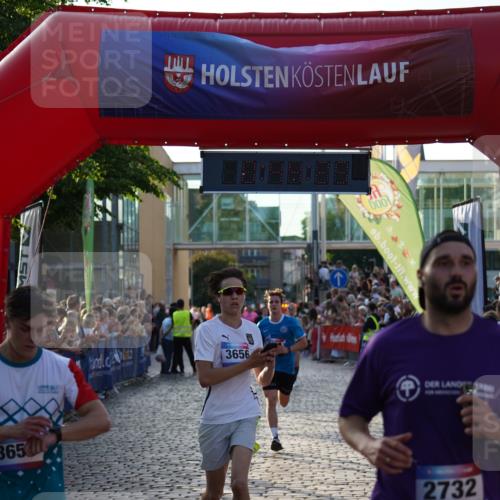 13.06.2025 - Holstenköstenlauf Felixshl http://msf.ph/oto/7954326 13.06.2025 19:44:28 Laufen 2530, 2681, 2732, 2966, 3656, 3658, 4000 meine-sportfotos.de